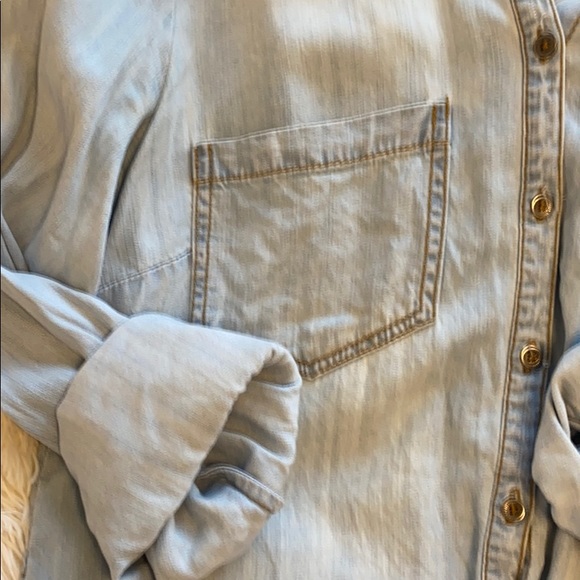 Denim button down top - Picture 3 of 4